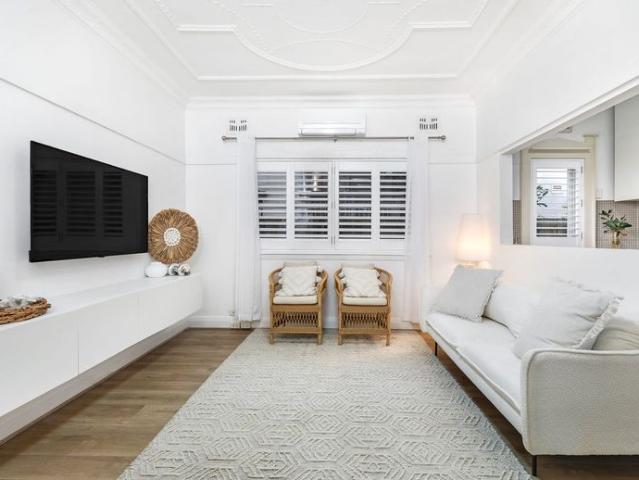 Fully Furnished, Secure Ground Floor Apartment