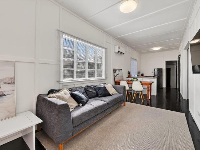 Fully Furnished / Self contained 3 Bedroom Home