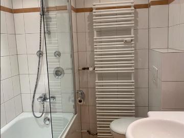 Fully furnished serviced apartment with balcony to move in and feel at home Koln Amsterdam Apartments for Rent