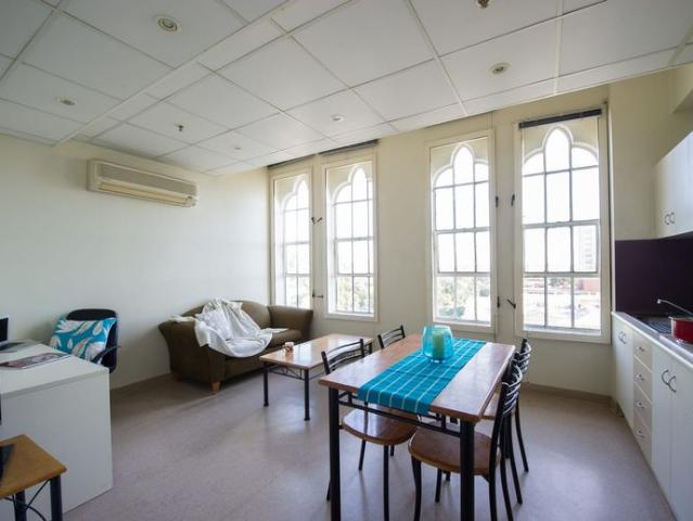 Fully furnished shared apartment on North Terrace!