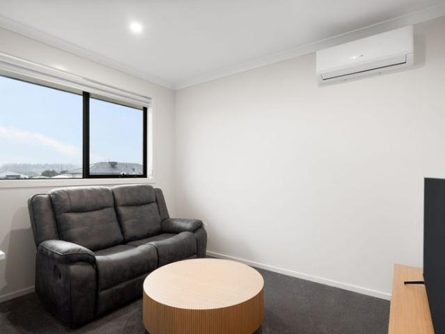 Fully Furnished Shared Living All Bills Included