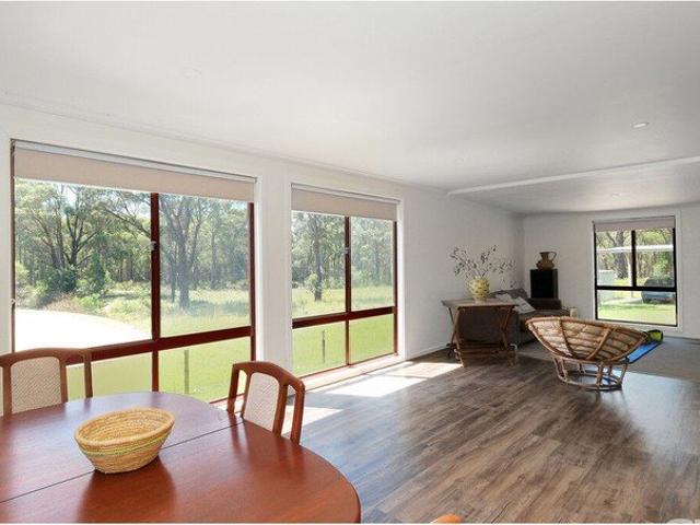 Fully Furnished Short Term Lease!