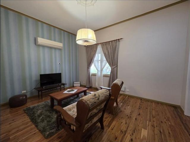 FULLY FURNISHED & SHORT TERM LEASE AVAILABLE!