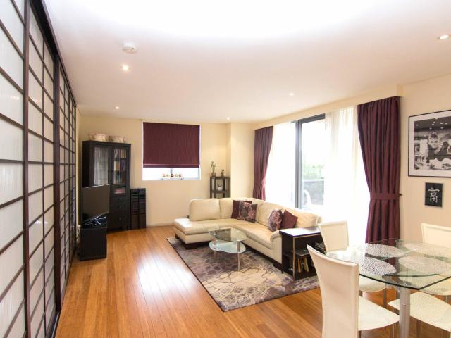 Fully Furnished Signature AERO Style Top Floor Apartment