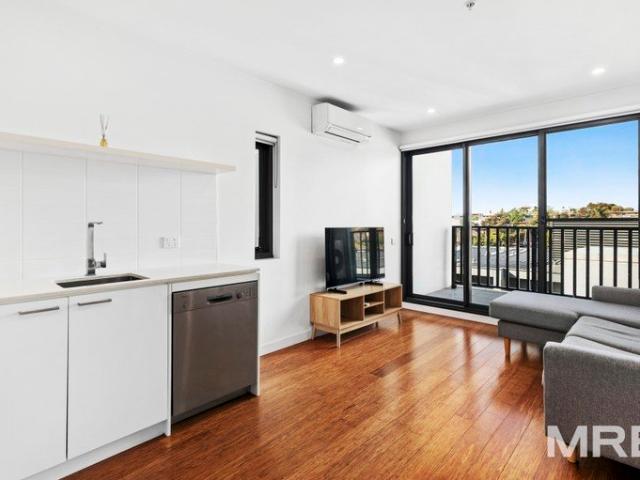 Fully furnished simplicity in The York