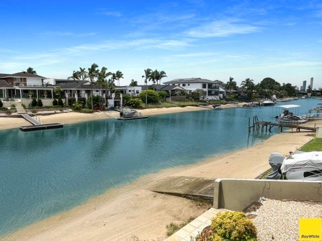 Fully Furnished Single Level 4 Bedroom/3 Bathroom Water Front Home