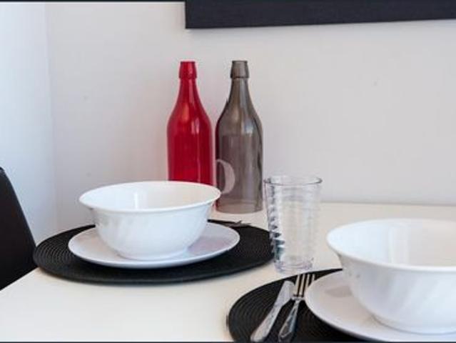 FULLY FURNISHED, SINGLE STUDIO APARTMENT AVALIABLE BOOK NOW