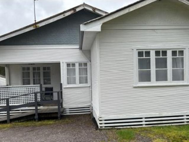 Fully Furnished, Spacious 3 Bedroom Home