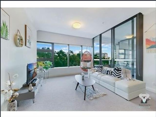 Fully Furnished Spacious 2 Bedroom in Olympic Park