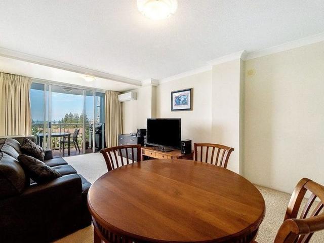 Fully Furnished Spacious Apartment with 2 Balconies, Pool, Spa, Sauna, Gym & More