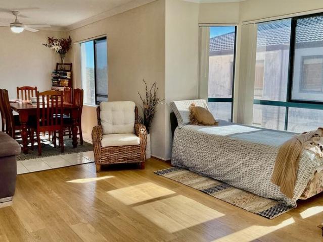 Fully Furnished Spacious Beachfront Apartment, 3 Month Lease Only