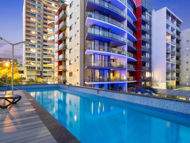 Fully Furnished Split Level Apartment in Saffron Apartments