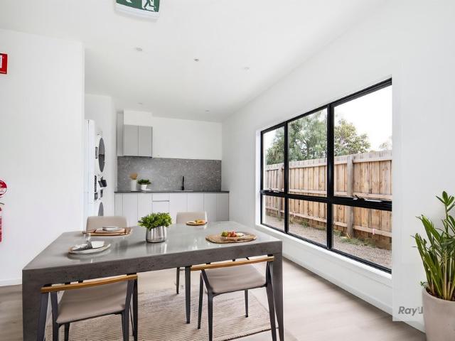 Move In Ready Private Studio Fully Furnished, All Bills Included Melton South