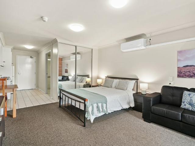 Fully Furnished Studio Apartment