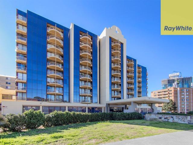 Fully Furnished Studio Apartment Walk to Parramatta CBD