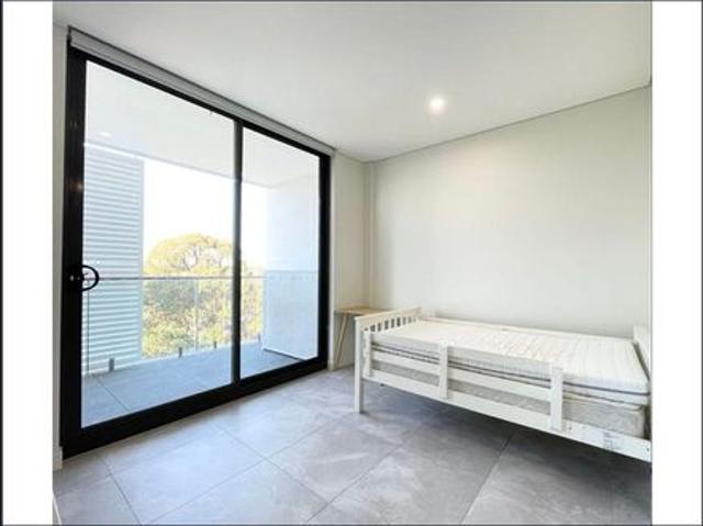 Fully Furnished Studio –Bills Included Gas/Electricity/Water $490/w/person Close to Train Station/Shops/Cafes/School Open Home Wednesday 10AM