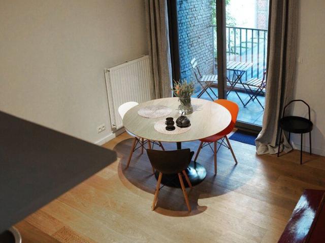 Fully furnished studio for expats