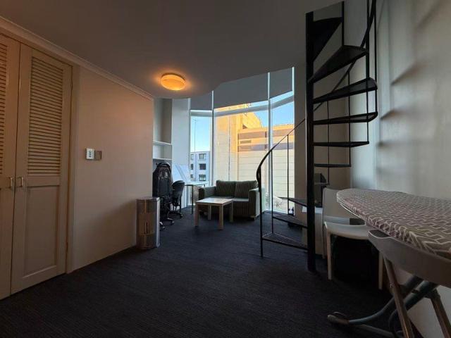 Fully Furnished Studio for students in the heart of Broadway