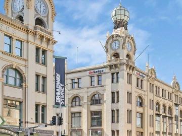 Fully Furnished Studio for students in the heart of Broadway