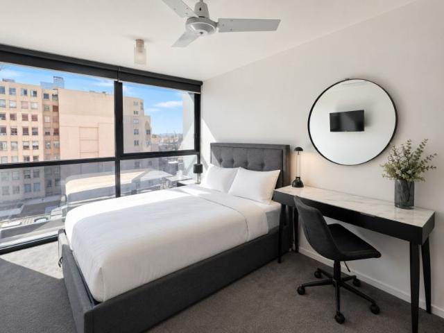 Fully Furnished Studio in the Heart of Melbourne CBD