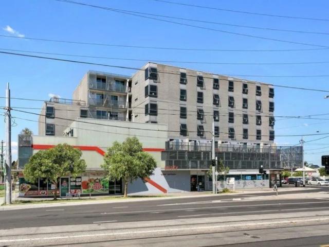 Fully Furnished Studio Walk to Victoria University