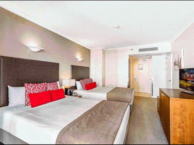 Fully furnished studio with ocean views from balcony