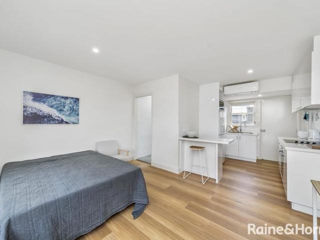Fully furnished studio