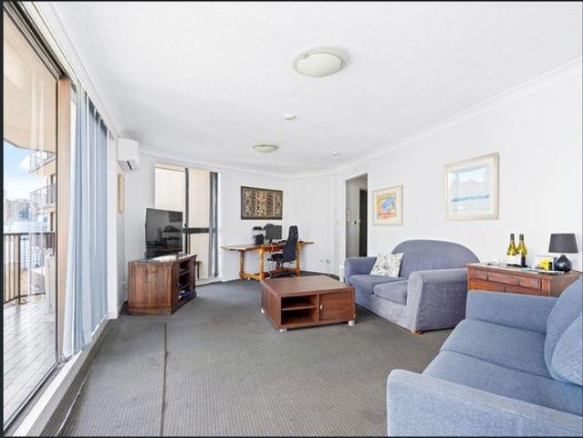 Fully Furnished Sun Drenched 1 Bed with wrap around balcony in Surry Hills 3 month lease