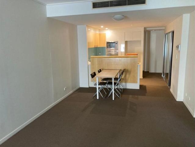 Fully Furnished Super NEW & Convenient 3 Bedroom apartment Fully Air Conditioning! Booking inspection by message before arrival!