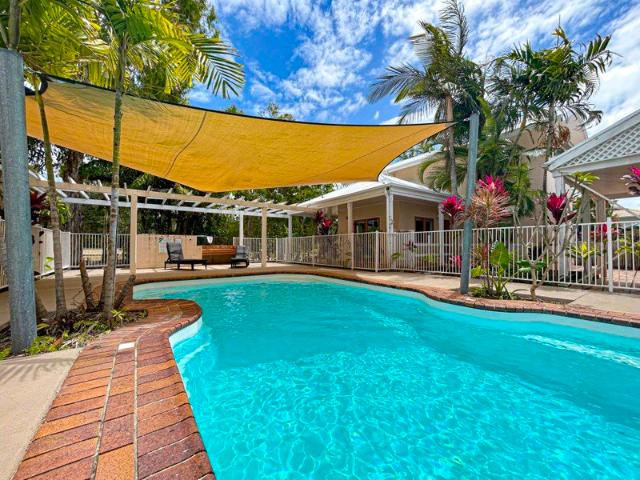 FULLY FURNISHED PALM COVE TOWNHOUSE WIFI INCLUDED!