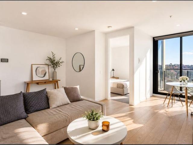 Fully Furnished Parkville Living with Resort Style Amenities