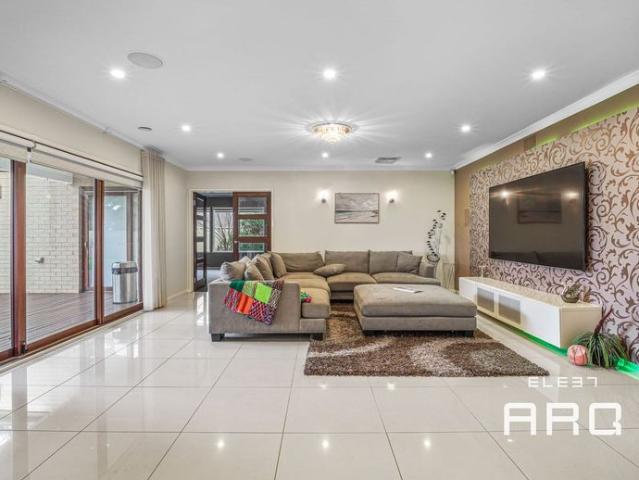 Fully Furnished Premium Living!