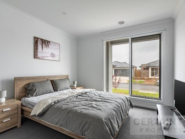 Fully Furnished Private Rooms All Bills Included!
