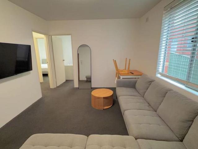 Fully Furnished Quiet & Spacious 2 Bedroom Apartment | Fully Furnished | 25 mins to UNSW