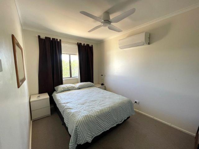 Fully Furnished Room Available Relaxed Shared Living