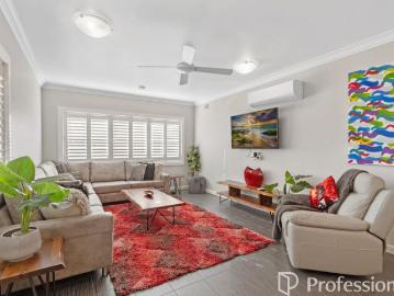 Fully furnished renovated three bedroom house in Narwee
