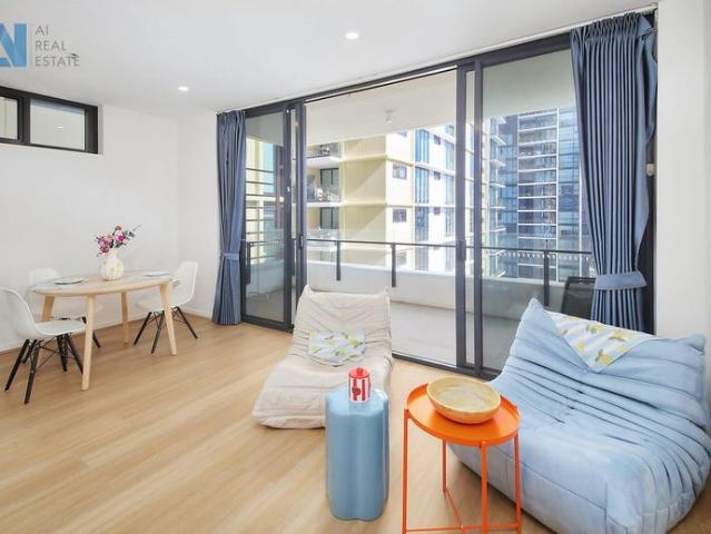 Fully Furnished Resort Style Living in the Heart of South Brisbane