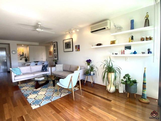 Fully Furnished River Front Apartment with 2 cars including all bills