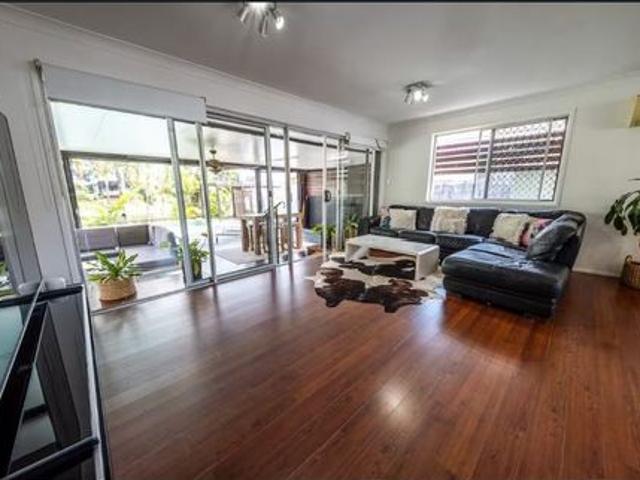 Fully Furnished Waterfront Family Home