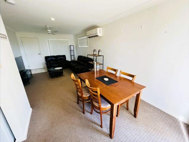 Fully Furnished Well Maintained Townhouse!