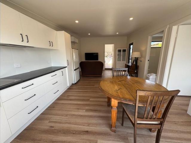 FULLY FURNISHED WITH UTILITIES INCLUDED
