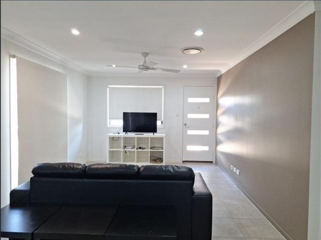 Fully Furnished Town House Close to CBD
