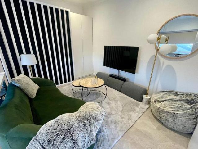 Fully Furnished, Top Floor Gem in Currimundi