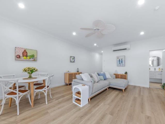 Fully Furnished Top Floor Resort Style Apartment