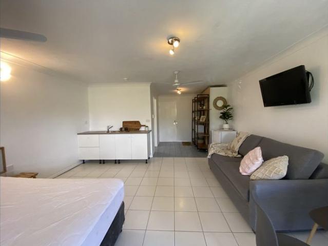 Fully Furnished Top Foor Apartment