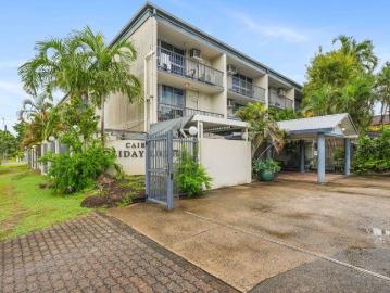 Fully Furnished Top Foor Apartment