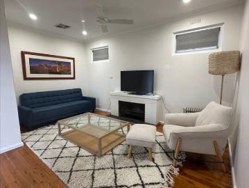 FULLY FURNISHED THREE BEDROOM FAMILY HOME