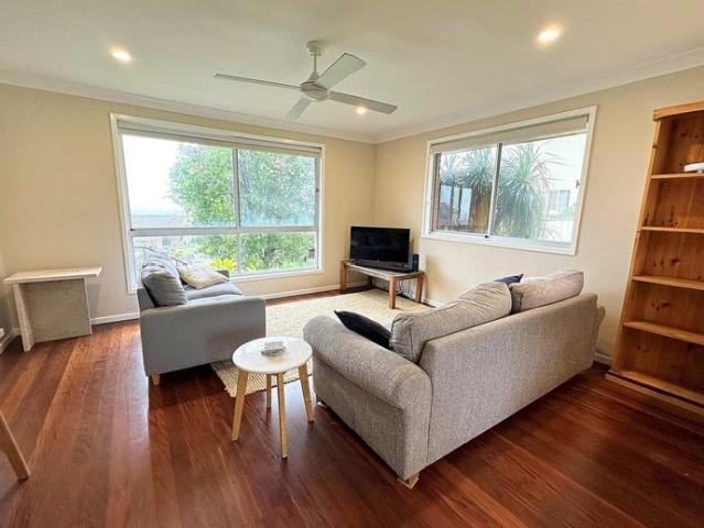 Fully furnished three bedroom home with amazing hinterland and ocean views just minutes to the Woolgoolga Town Centre and pristine beaches!