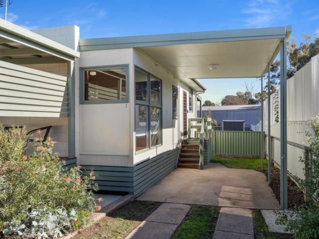 Fully furnished, three bedroom home
