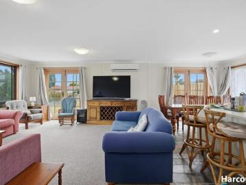 Fully Furnished Three Bedroom Home